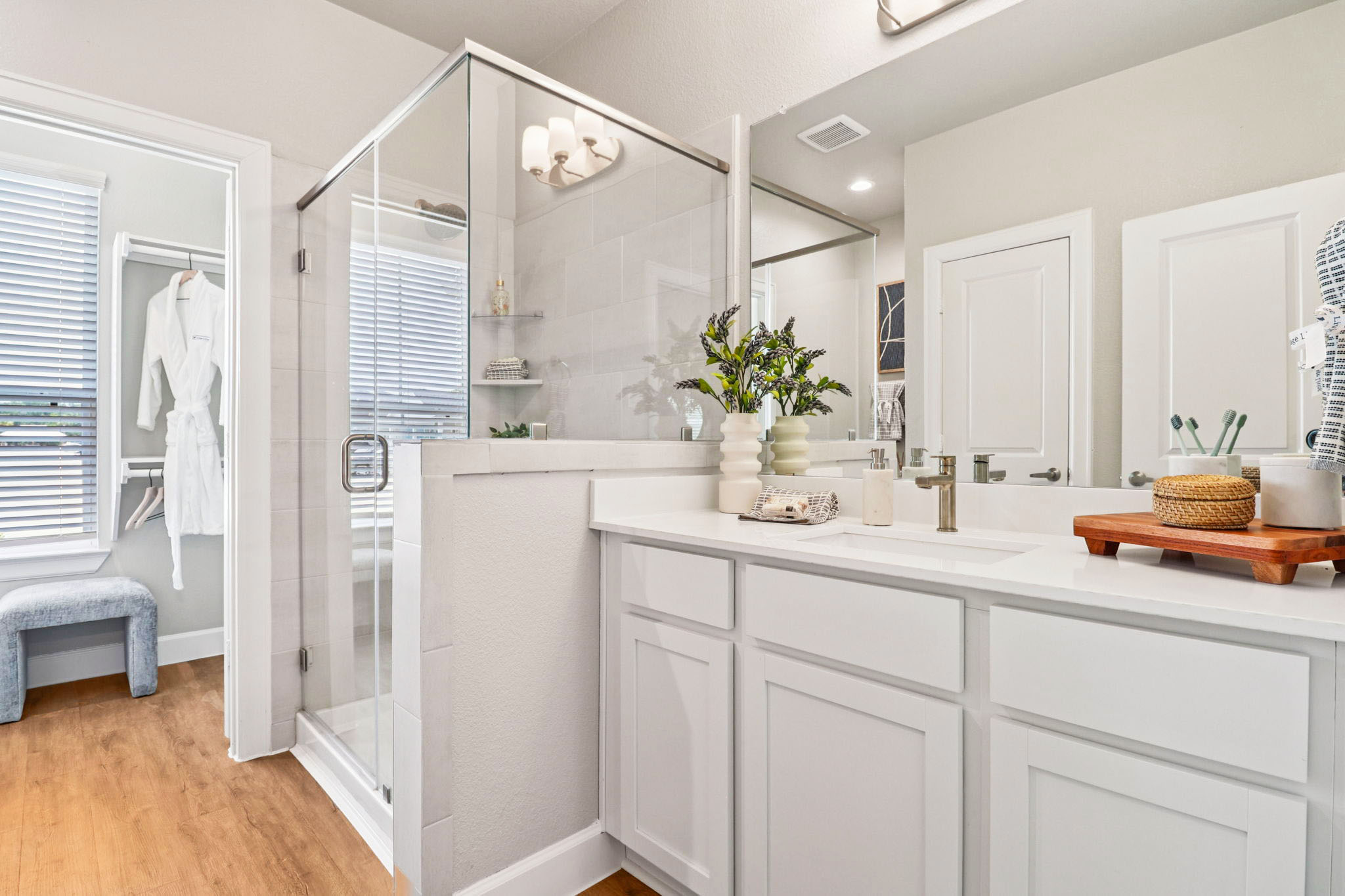 15 web or mls Old Conroe Rd Unit 1003 015 copy